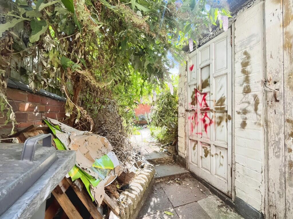 2be922e3-WhatsApp...