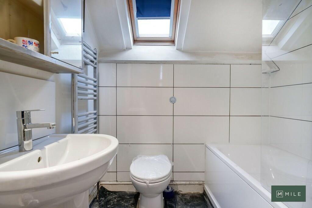 453a Harrow Road ...