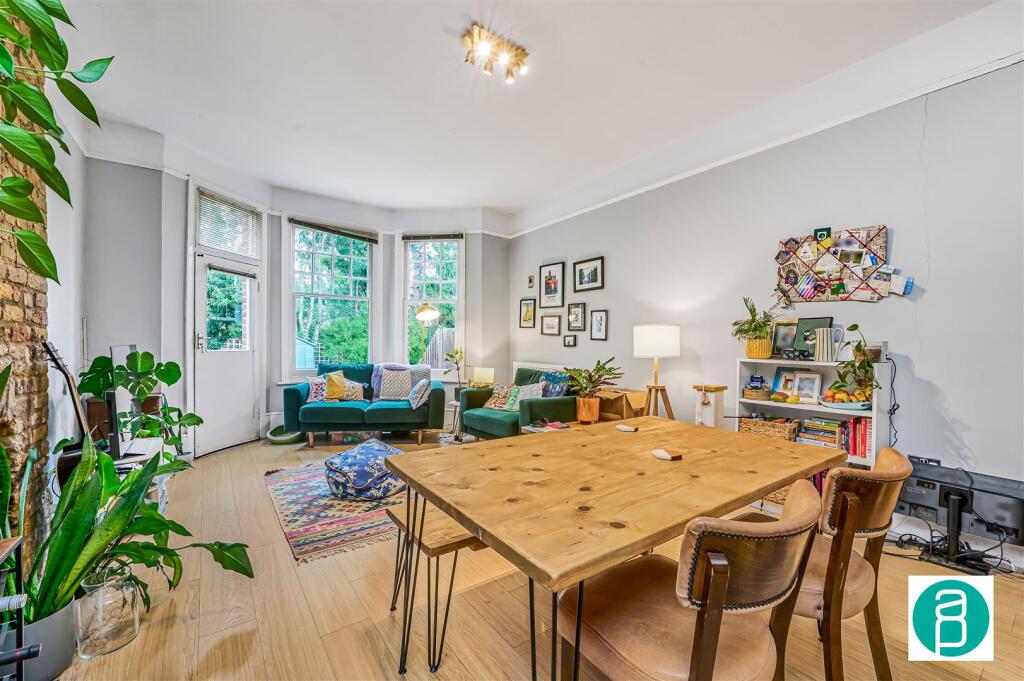 Andrew_Purnell_-_Aydarth_Court__Oakhill_Road_SW15_
