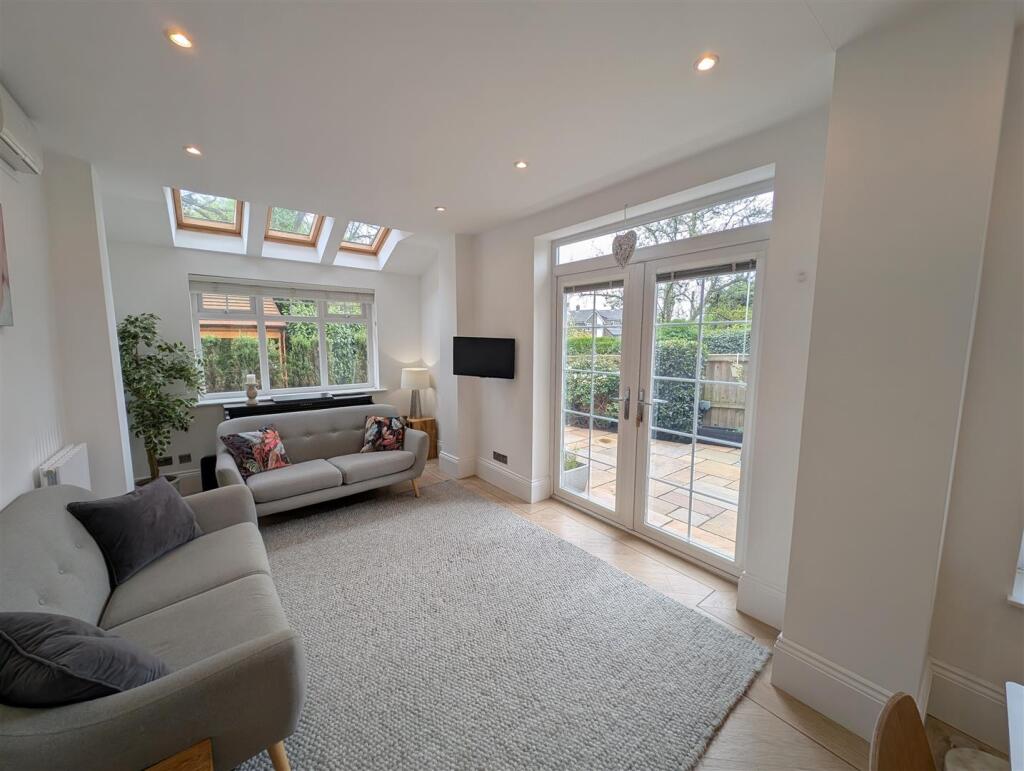 Kitchen, Dining and Garden Room