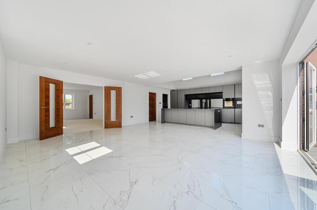 1295988-32-683045...