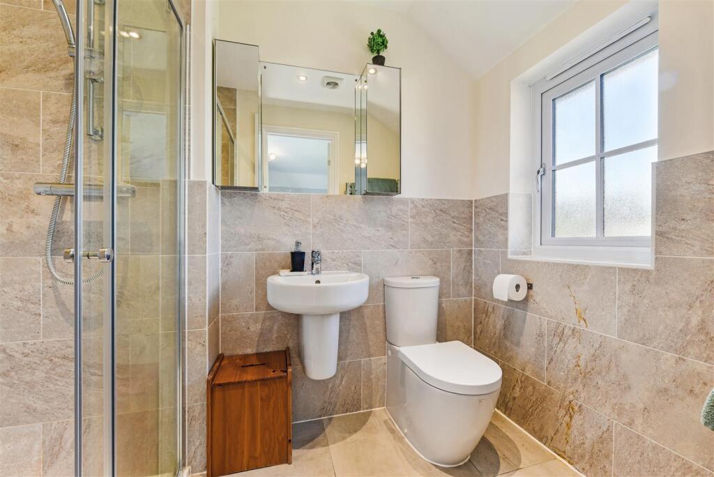 En Suite Shower Room