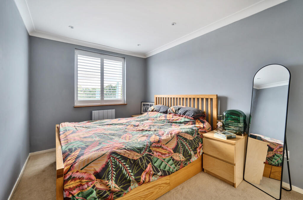 1327679-15-687e64...