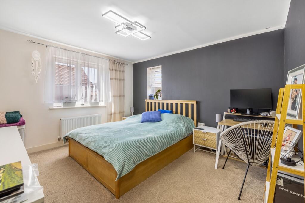 82 De Montfort Gardens (Boston)-17