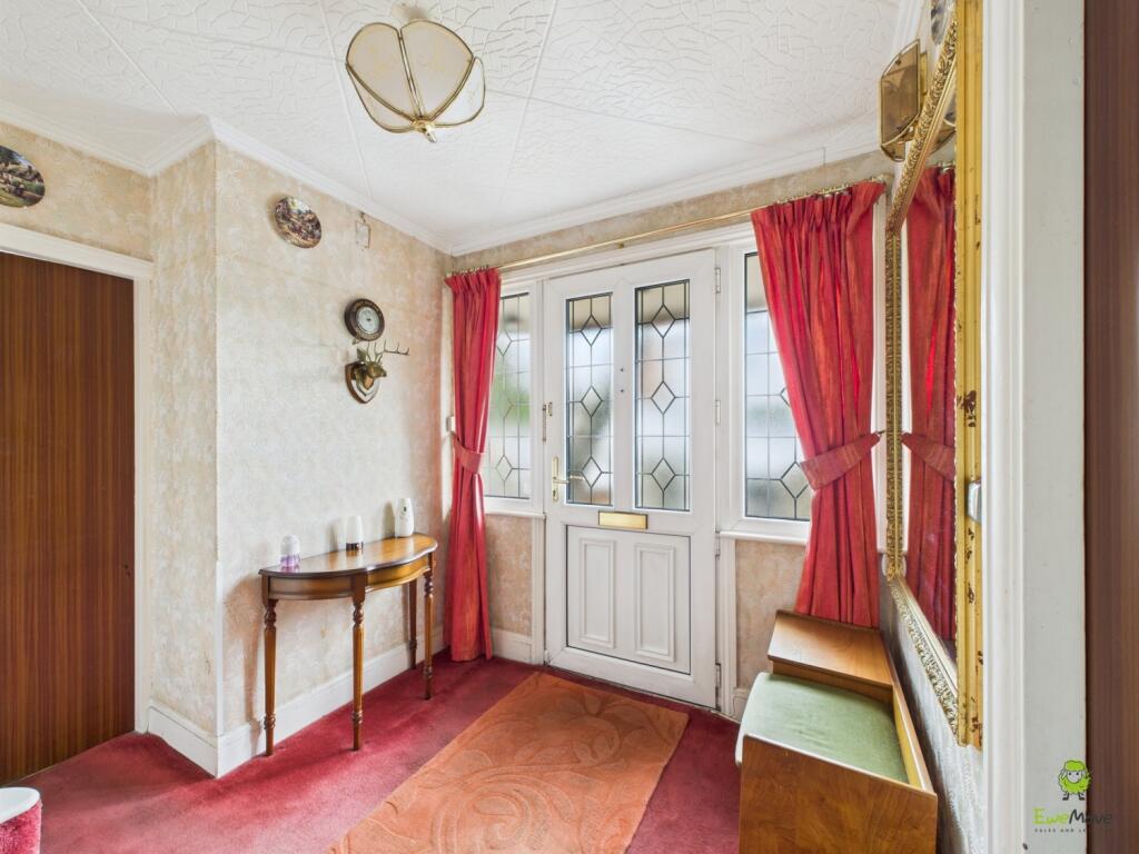 Presented by Robert at EweMove Bexleyheath and Dar