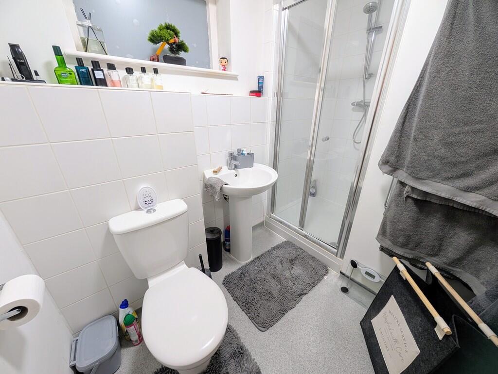 PXL_20251203_1616...