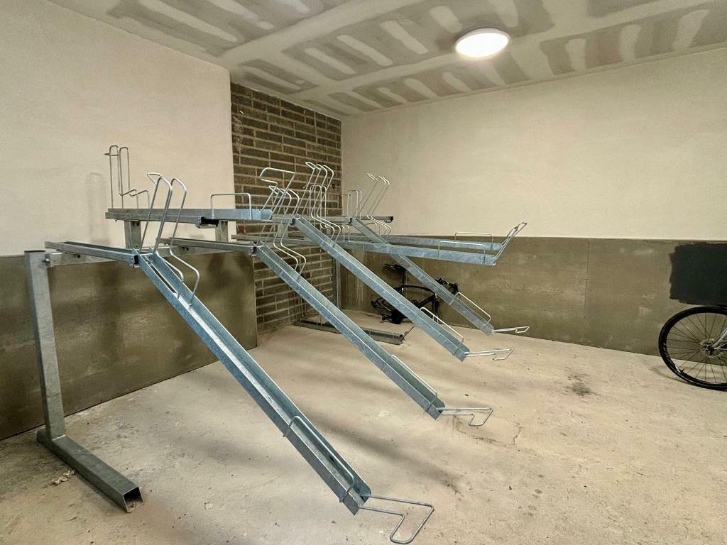 Secure Bike Store