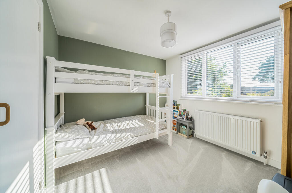 1312595-12-6852fd...