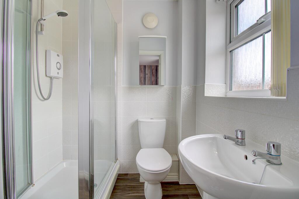 Bedroom One En Suite