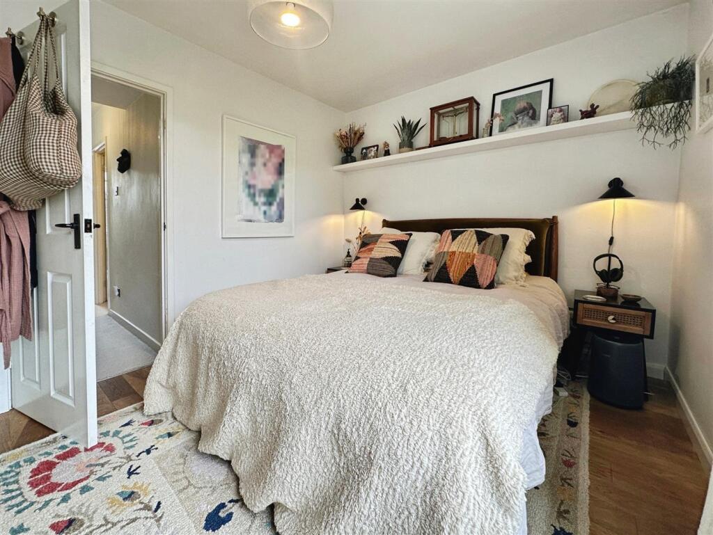 c57494dc--4878-B775-6217177F5515-51989-00001354B93