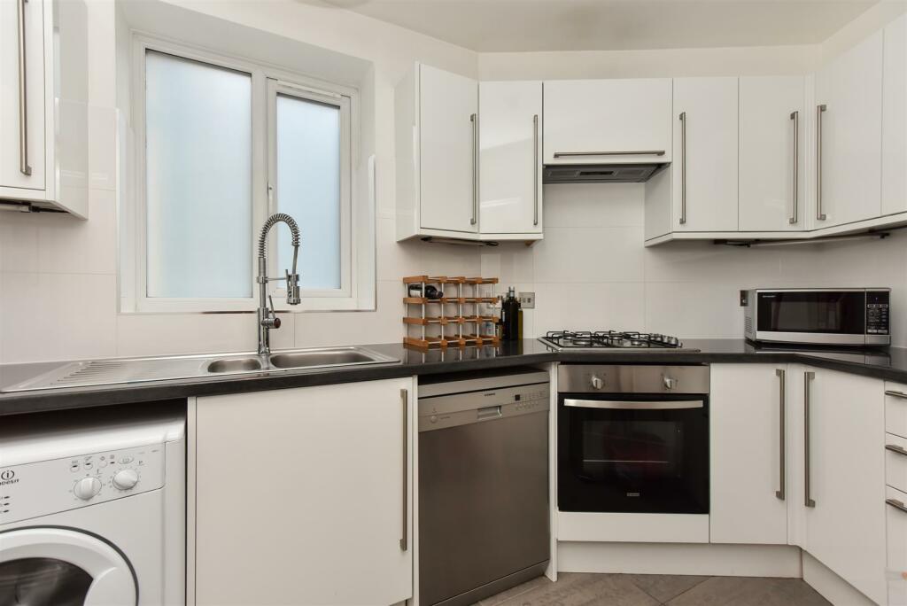 Gledhow Gardens 4_31-4.jpg