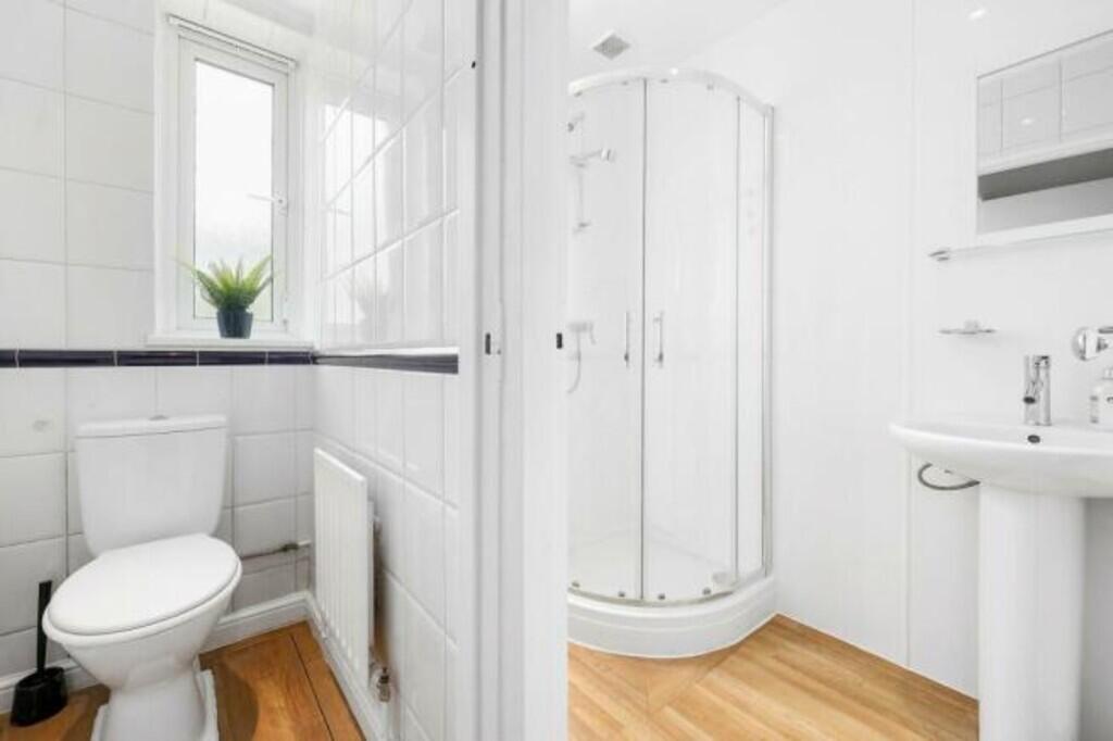 5479_6536869_IMG_...