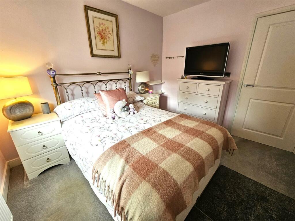 Bedroom One 2.jpg