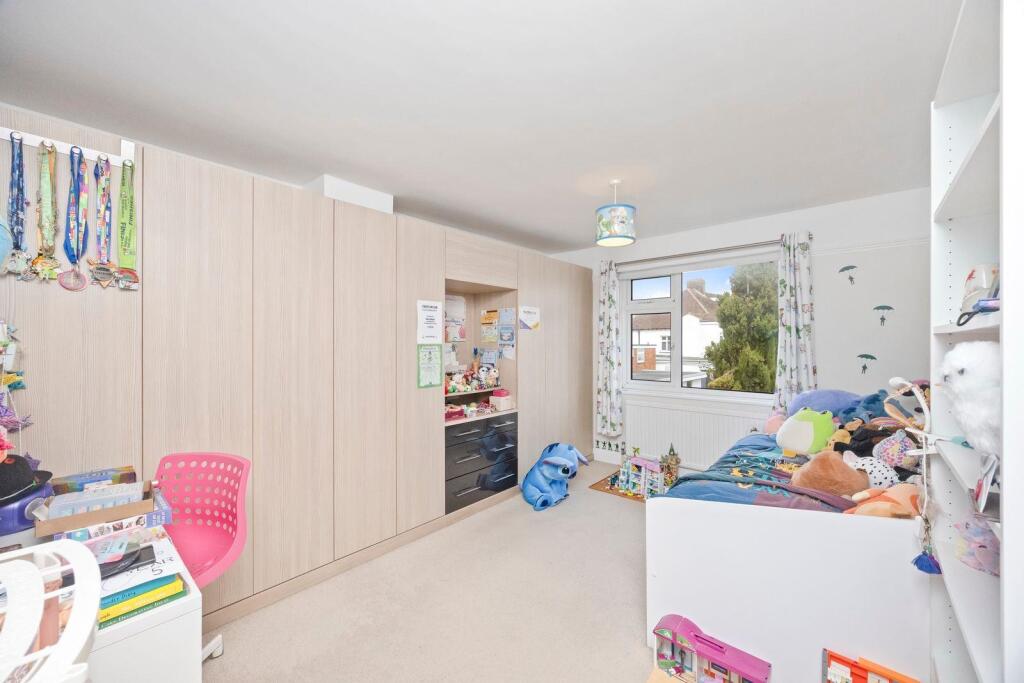 Nevill Avenue 139 BEDROOM 2.jpeg