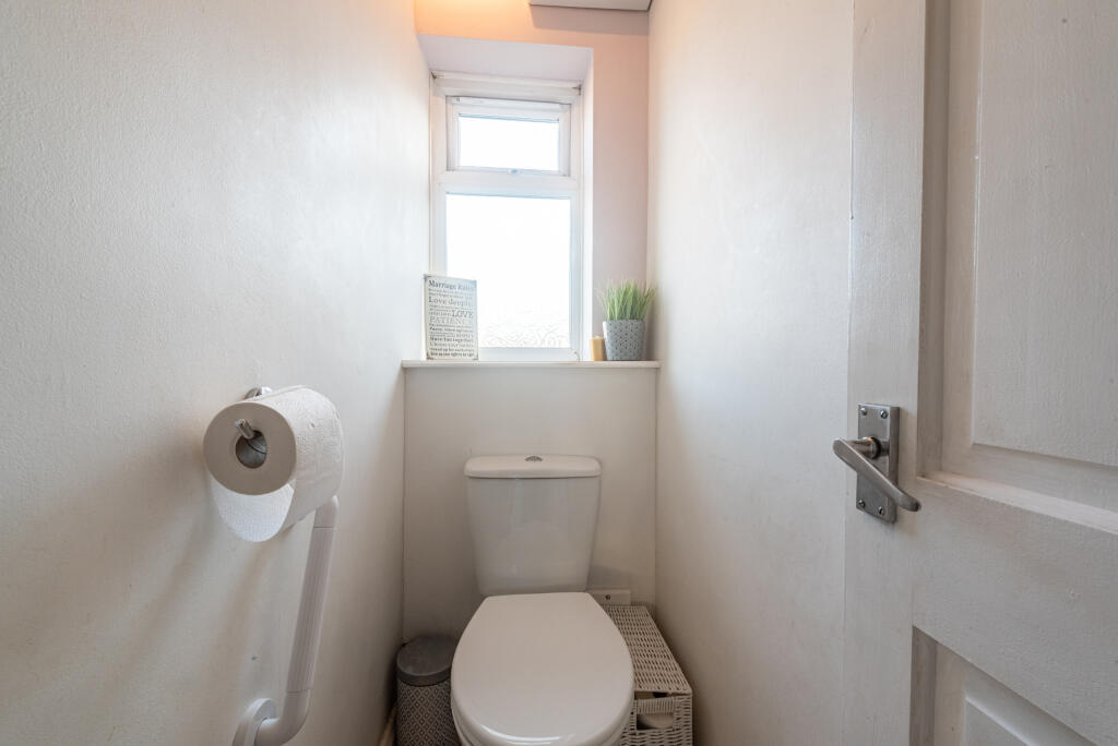 6AngleseyAvenue-11