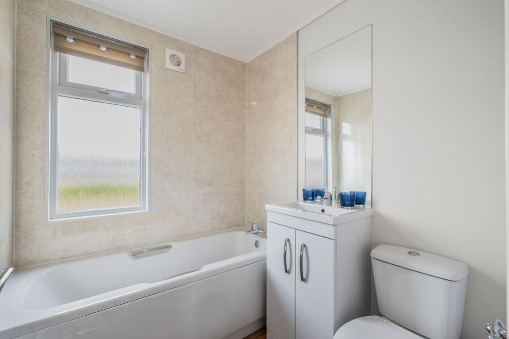 f1204972bd818fb1b8accc3a0a2fd70b59fb2705bfec306ad0