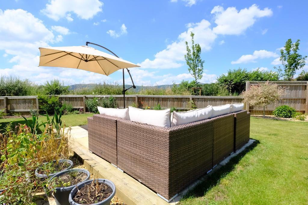 Here comes summer at last!