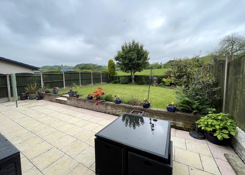 Rear Garden/Views