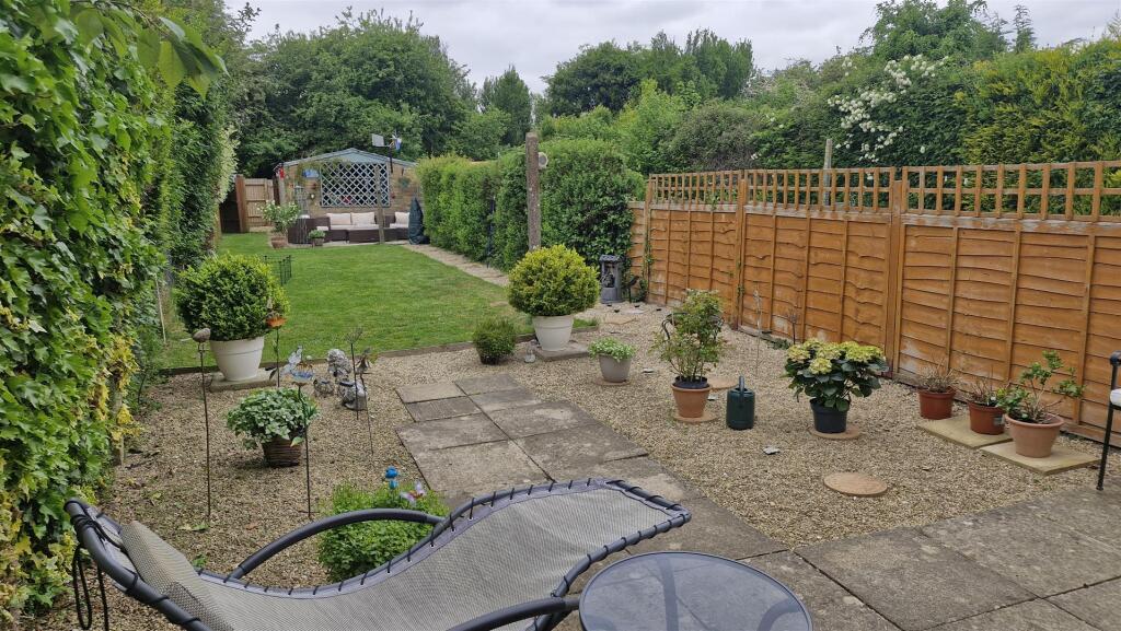 Front View of Garden.jpg