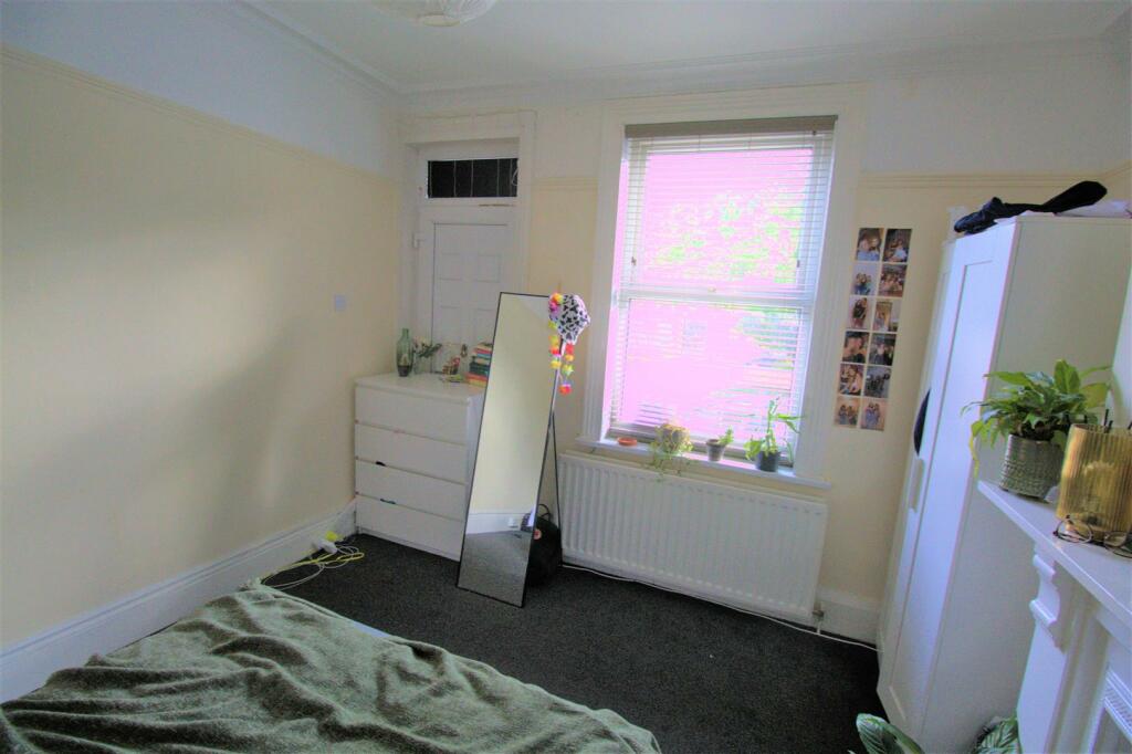 Bed 1