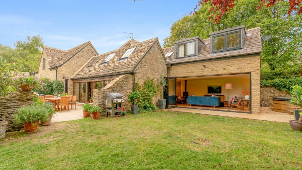 Barns Lee 1080-16.jpg