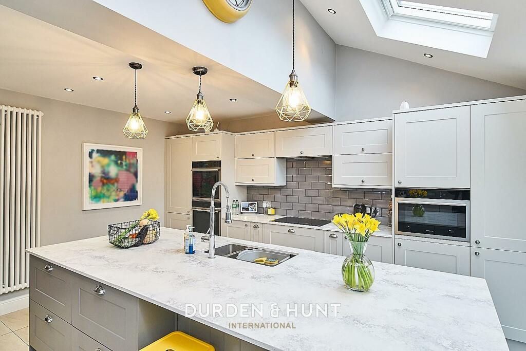 Tuttleby 38.1_result.jpg