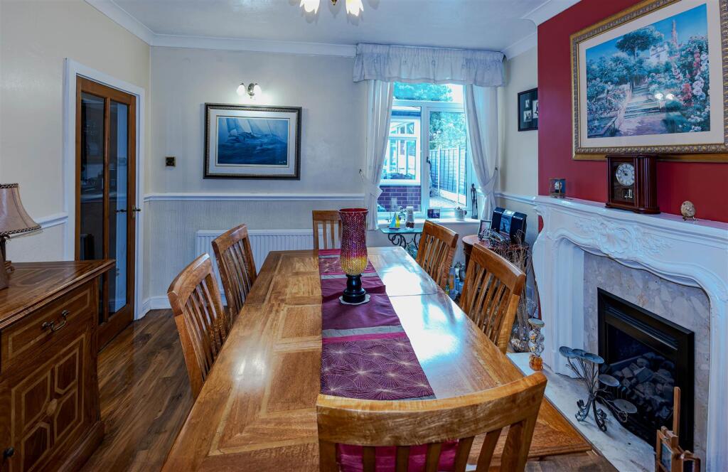 Dining room 1.2 SAPL7750-20250718-DxO_DeepPRIME XD