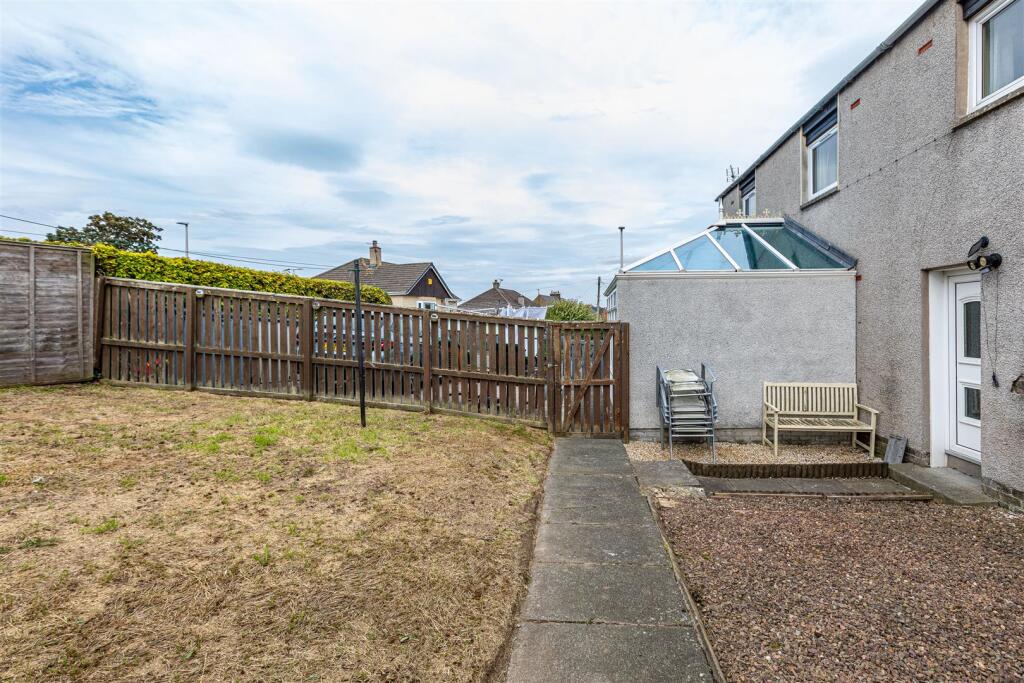 8 Whitefield Crescent Newtown St Boswells 39.jpg