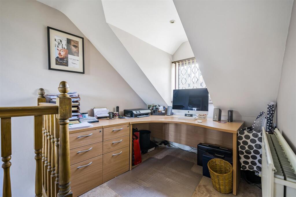 1257032 (12) - Copy.jpg