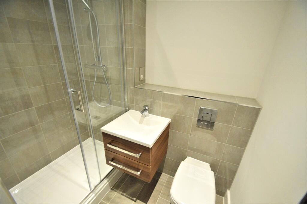 Master En-Suite