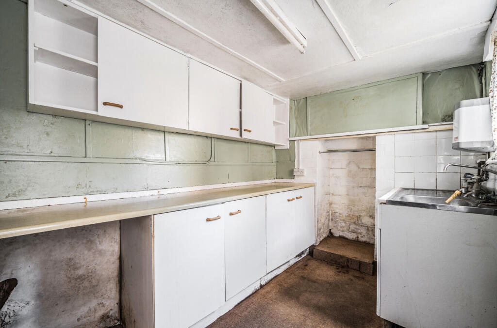 1380397-6-6911c34...