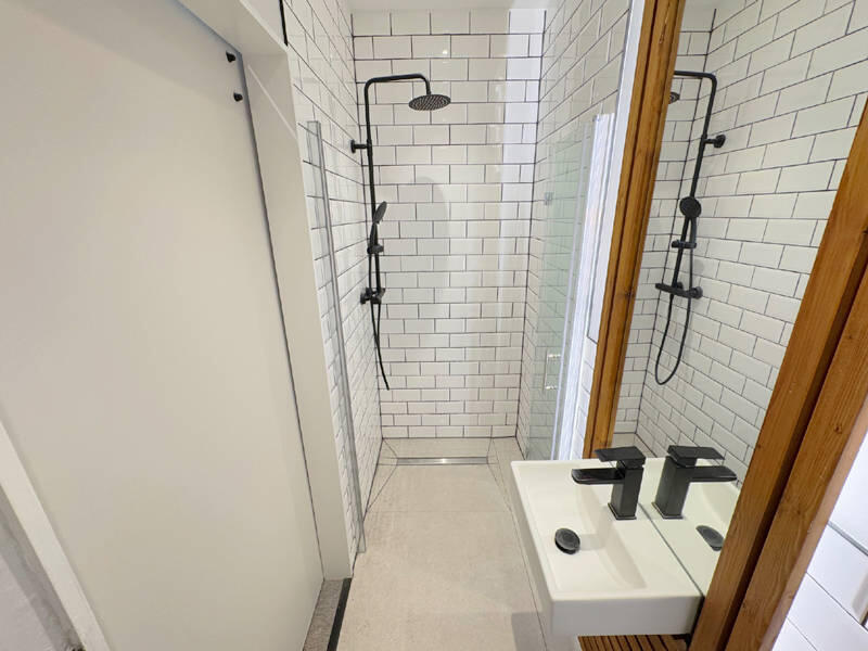 Bedroom Two Ensuite c