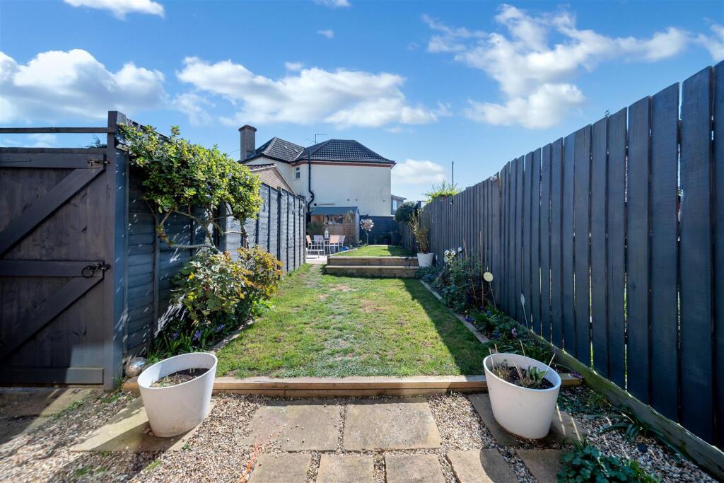 46 Rosehill Rd-19.jpg