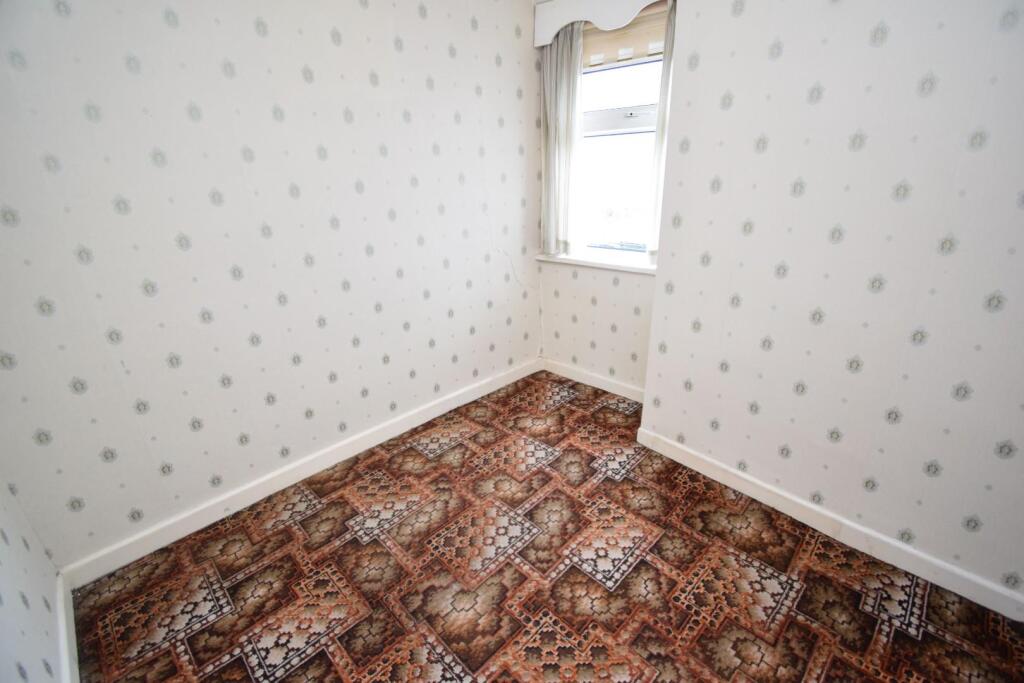 Bedroom 2.JPG