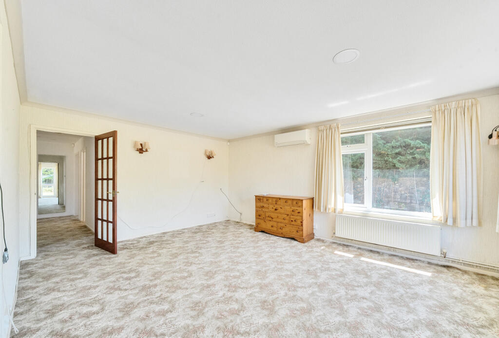 1323806-1-686e431...