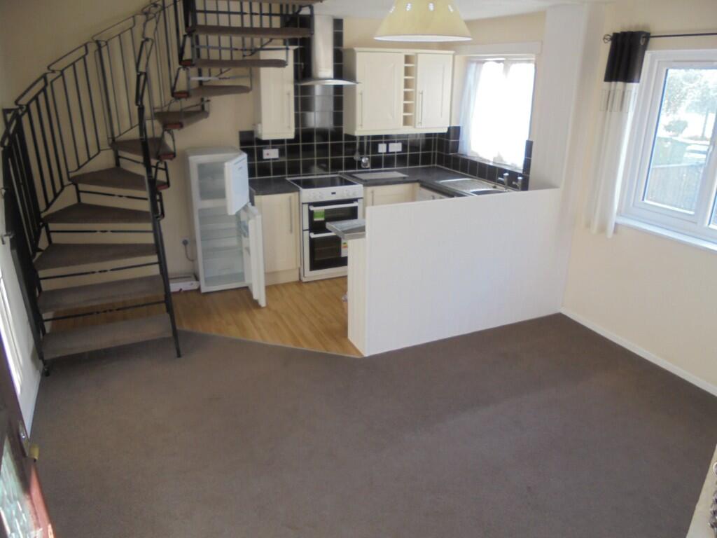 Lounge/Kitchen