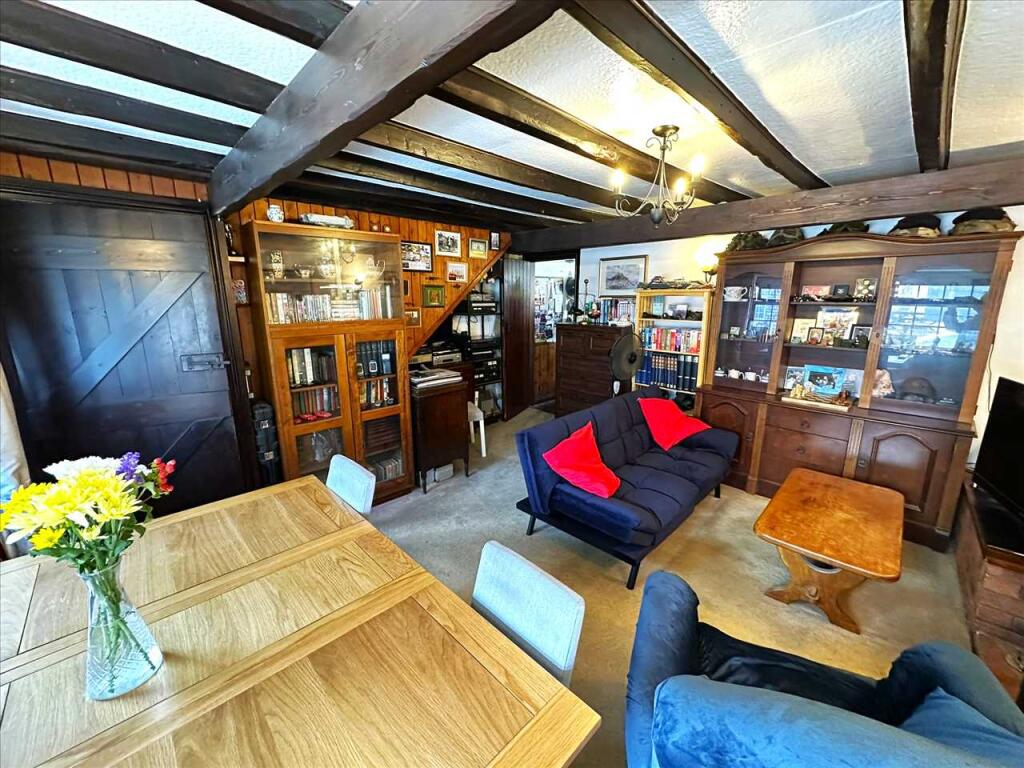Lounge / Diner