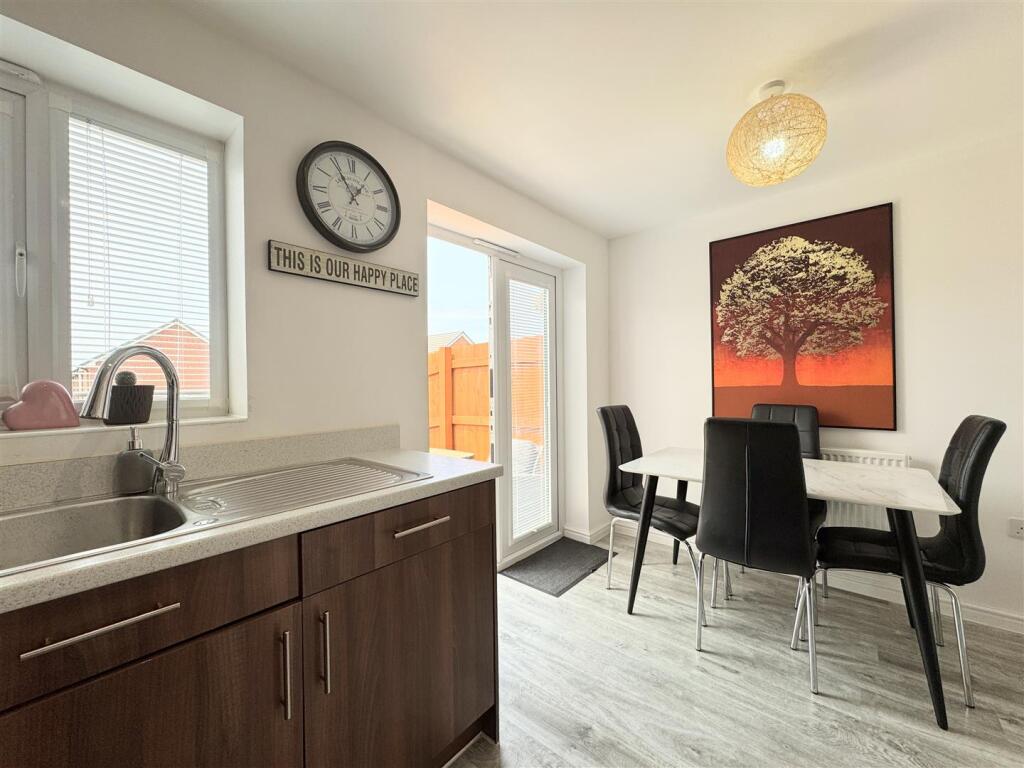 Kitchen Diner