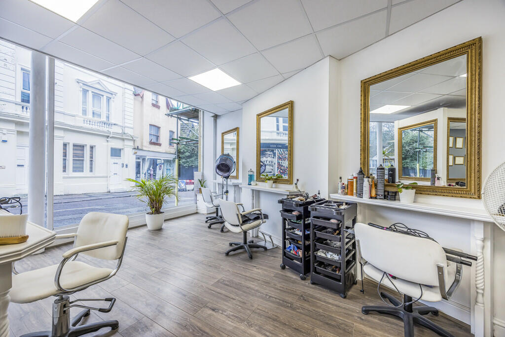 200-202 Commercia...