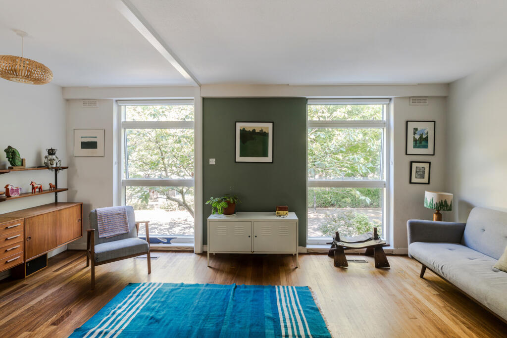 309398 - 3 Peckarmans Wood-5.jpeg