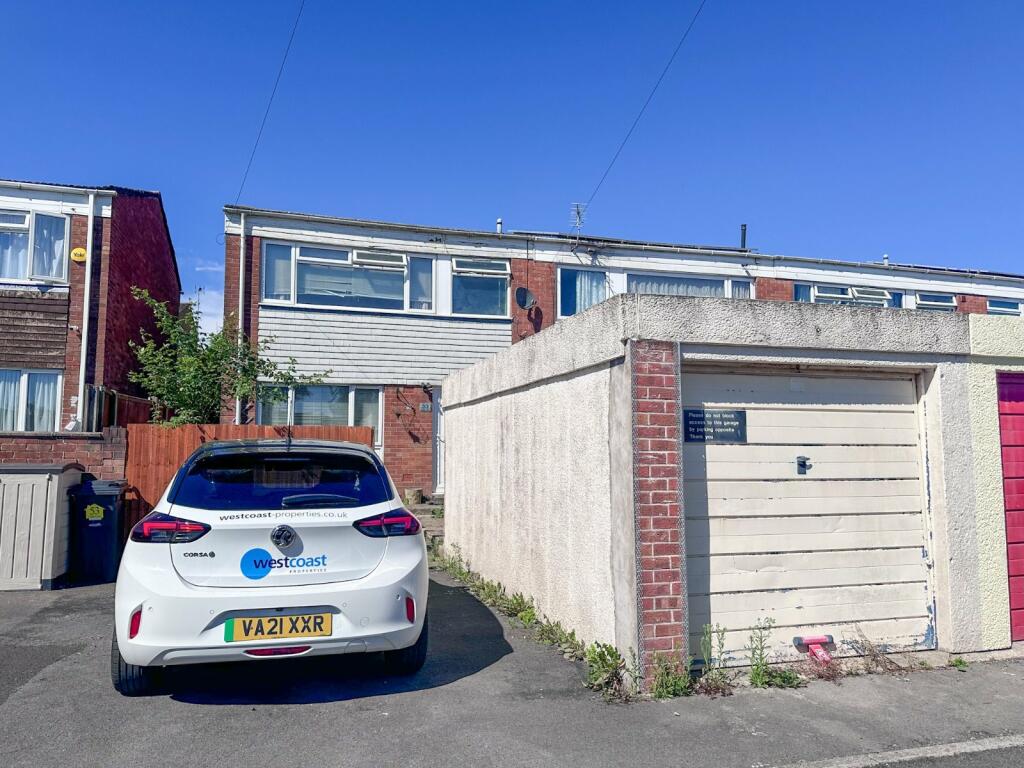 Garage/Rear Parking