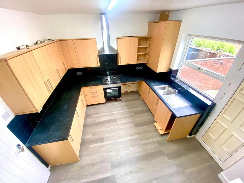 Kitchen 2