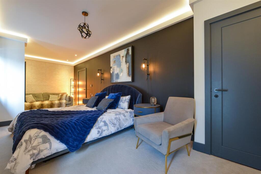 Camm House Hawkinge6.jpg