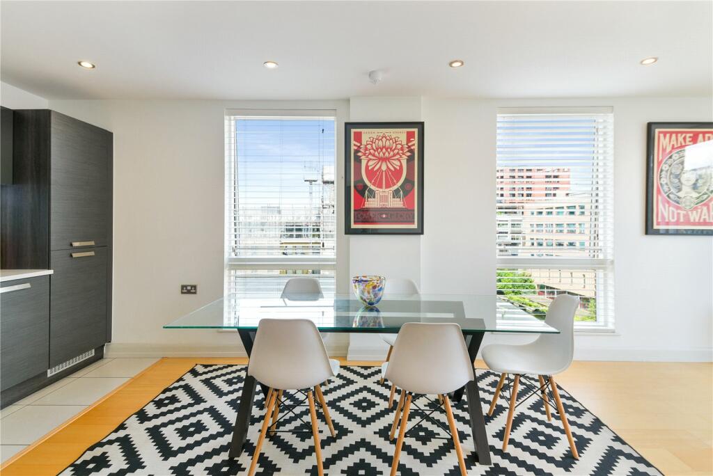 Kitchen/Reception