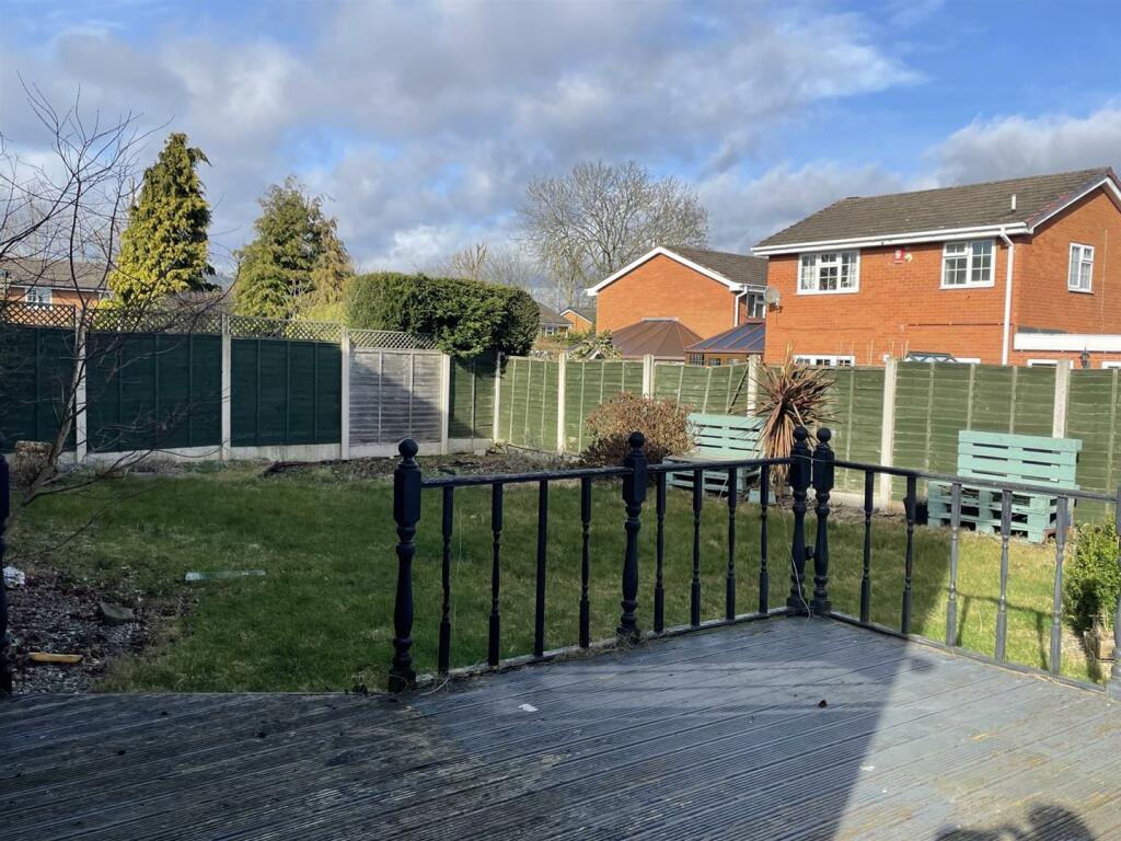 Rear garden.jpeg