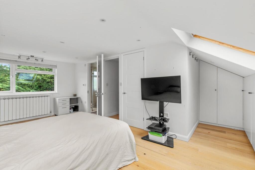 Principal Bedroom