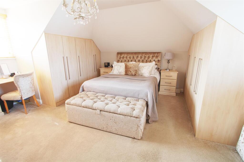 BEDROOM ONE.jpg
