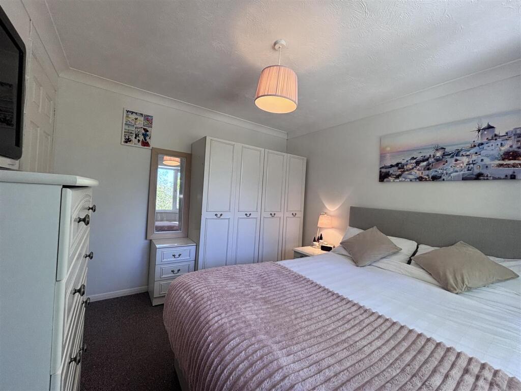 Swan Close master 2.jpg