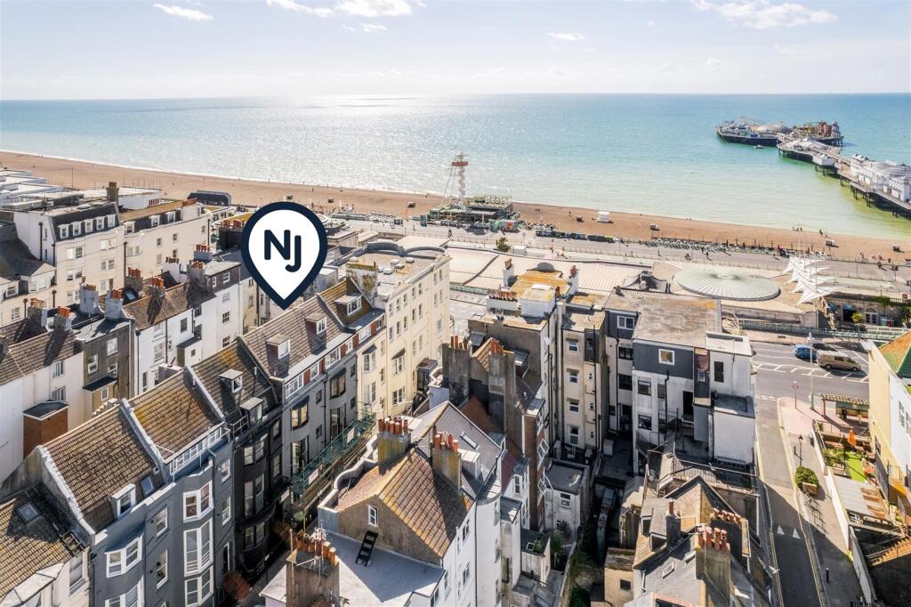 Flat 5, 24-25 Broad Street-17.jpg