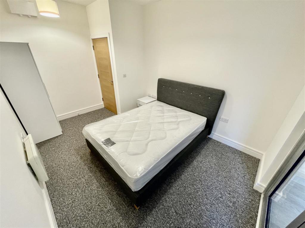 Bedroom.jpg